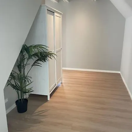 3-bedroom Center W Private Parking Apartment Aalborg
